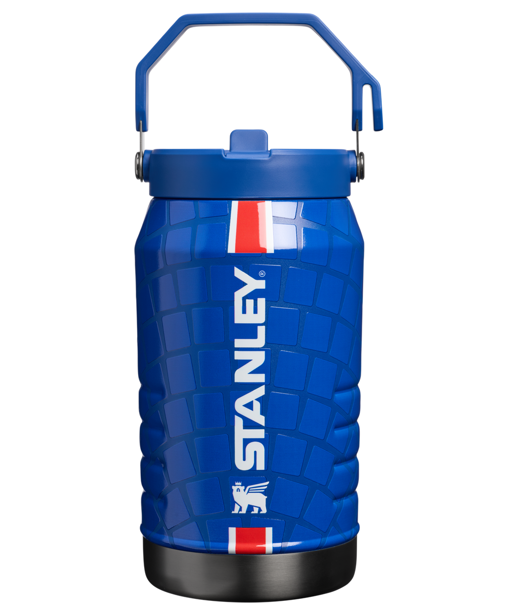 Stanley 1913 x Paris Saint-Germain The IceFlow™ Flip Straw 2.0 Jug