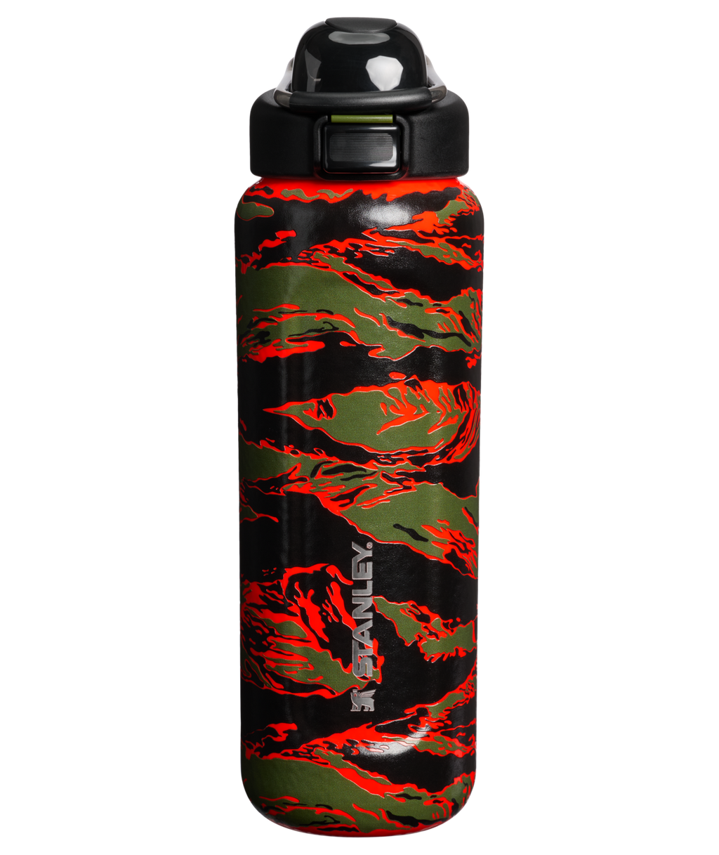 Stanley 1913 x Devin Booker The Wellspring Bottle