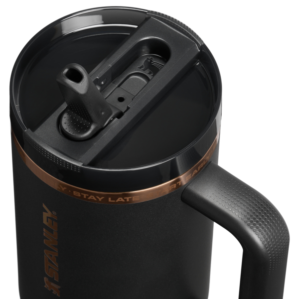 The Messi x Stanley 1913 Quencher ® ProTour Flip Straw Tumbler