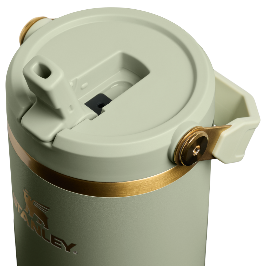 The IceFlow™ Flip Straw Tumbler